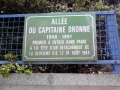 Plaque allée du Capitaine Dronne.jpg